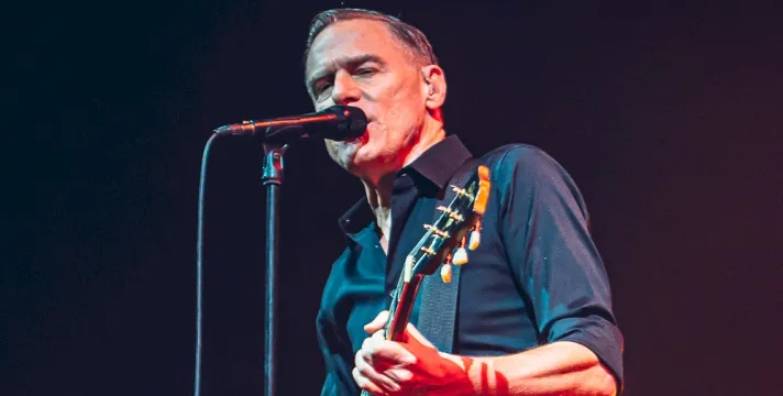 BRYAN ADAMS BRYAN ADAMS